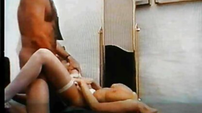 Kacie Castle liebt es, eine schwarze pornofilme gratis reife frauen Männlichkeit in das Facehole Ihres Mannes zu schieben
